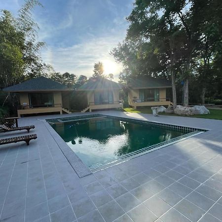 Jindarin Villas Pak Chong Exteriér fotografie