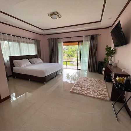 Jindarin Villas Pak Chong Exteriér fotografie